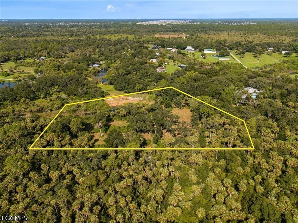 Fox Run Road Alva, FL 33920