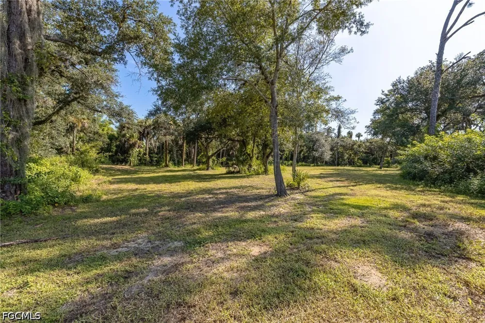 Fox Run Road Alva, FL 33920