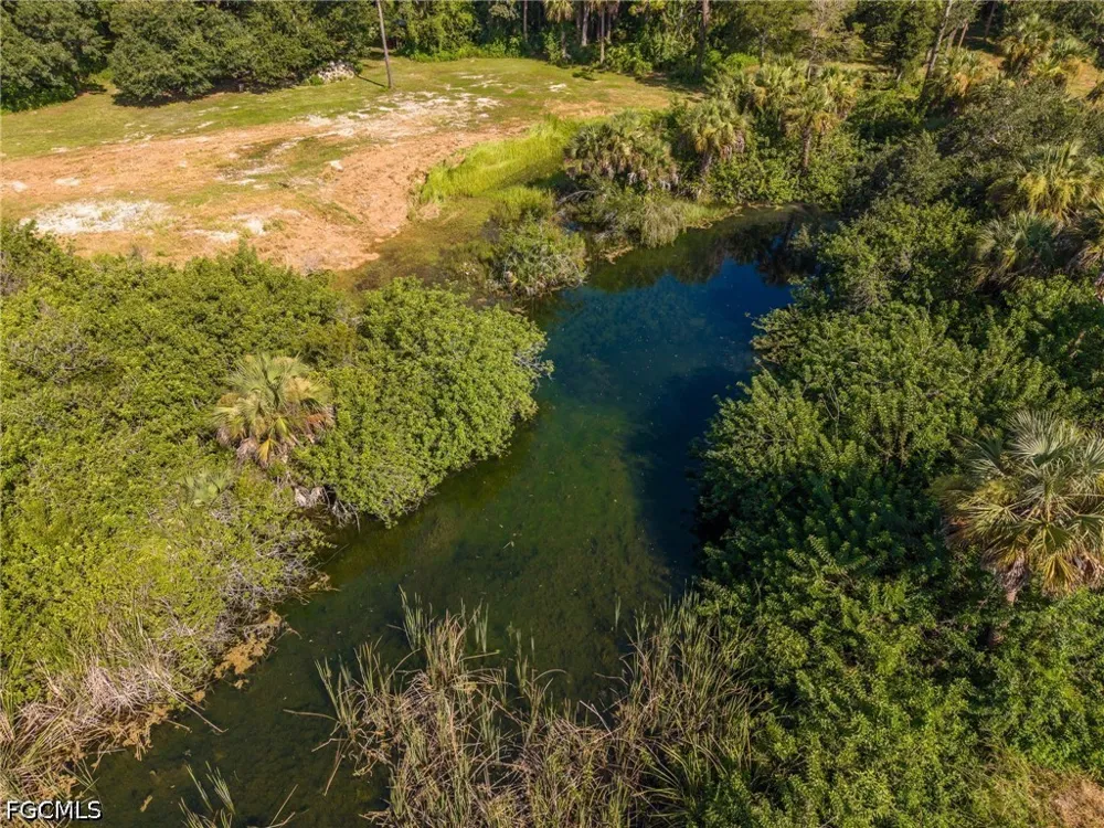Fox Run Road Alva, FL 33920