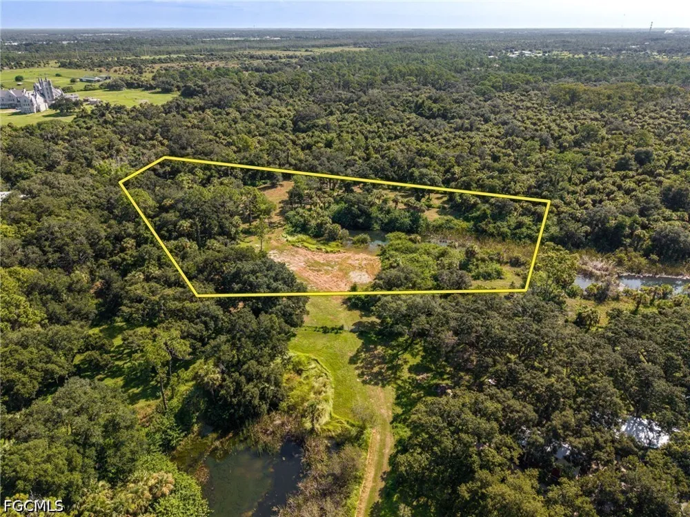 Fox Run Road Alva, FL 33920