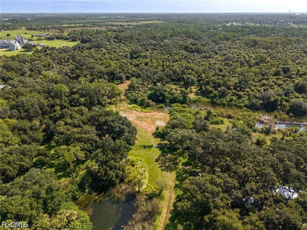 Fox Run Road Alva, FL 33920