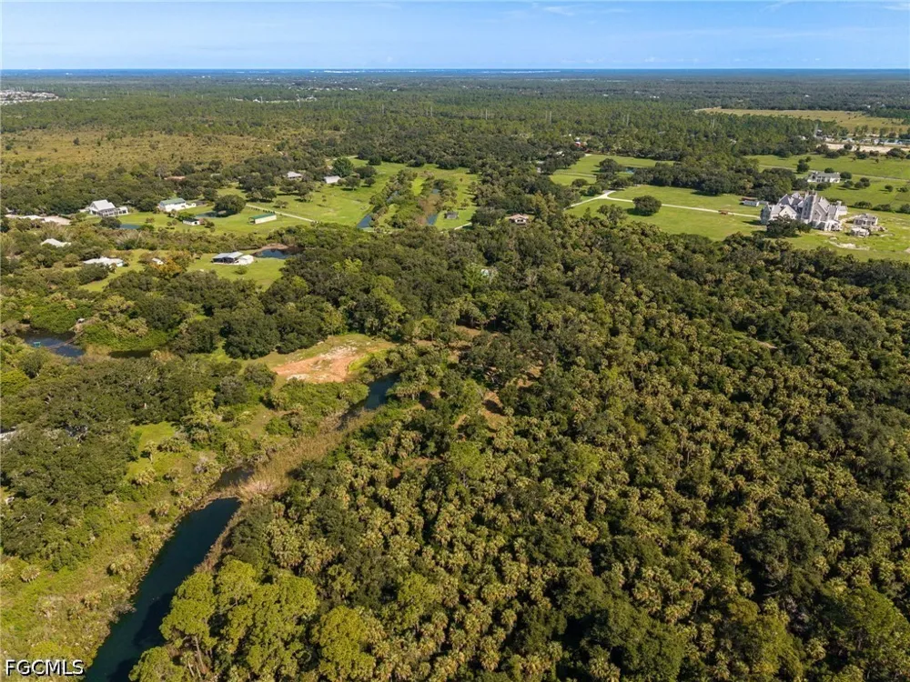 Fox Run Road Alva, FL 33920