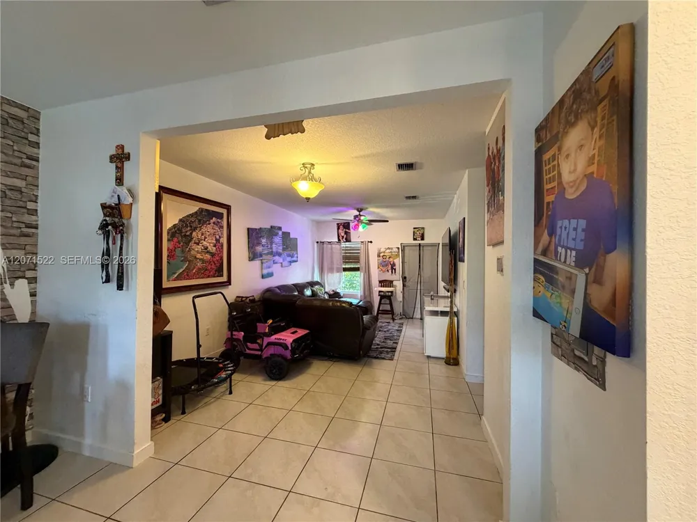 548 NE 5th Way Florida City, FL 33034