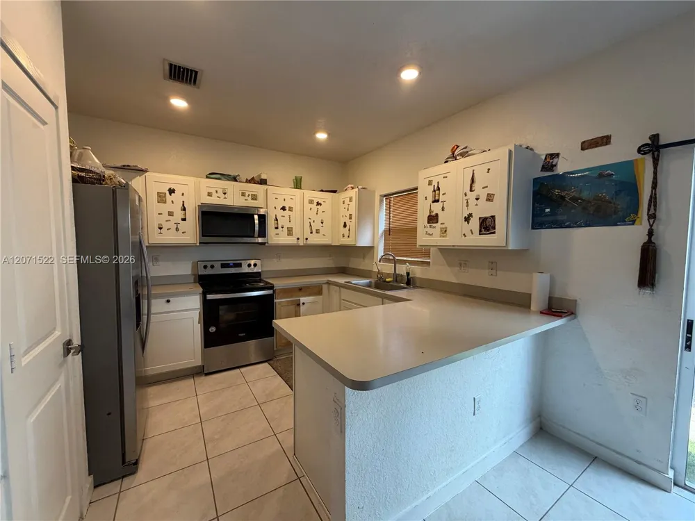 548 NE 5th Way Florida City, FL 33034