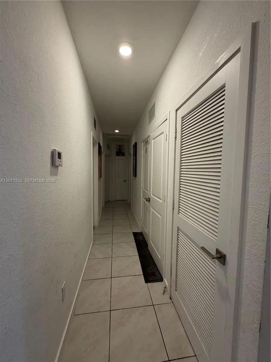 548 NE 5th Way Florida City, FL 33034