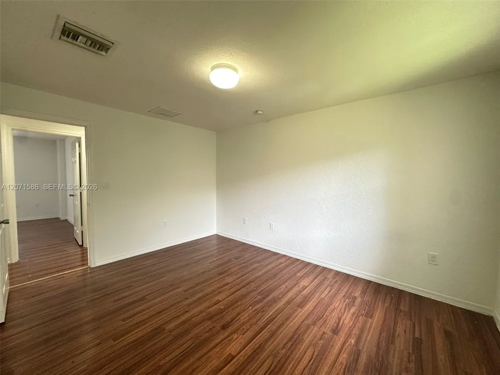 6055 SW 19th Ct #6055 North Lauderdale, FL 33068