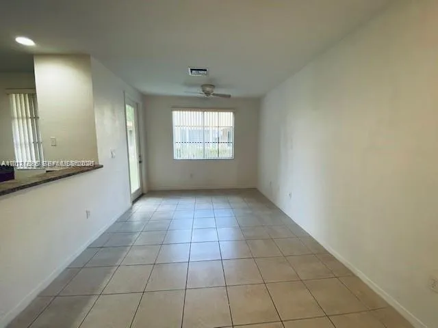 6055 SW 19th Ct #6055 North Lauderdale, FL 33068