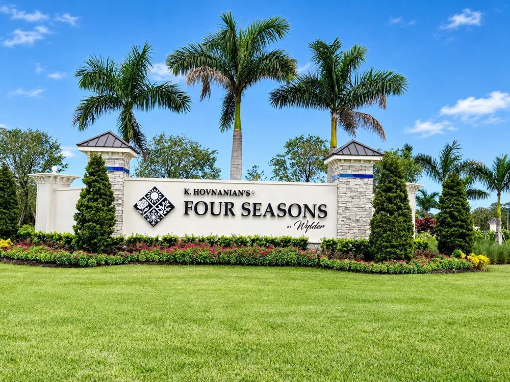 10075 Dreamweaver Road Port St. Lucie, FL 34987