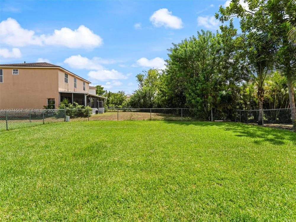 20714 NW 3rd St Pembroke Pines, FL 33029