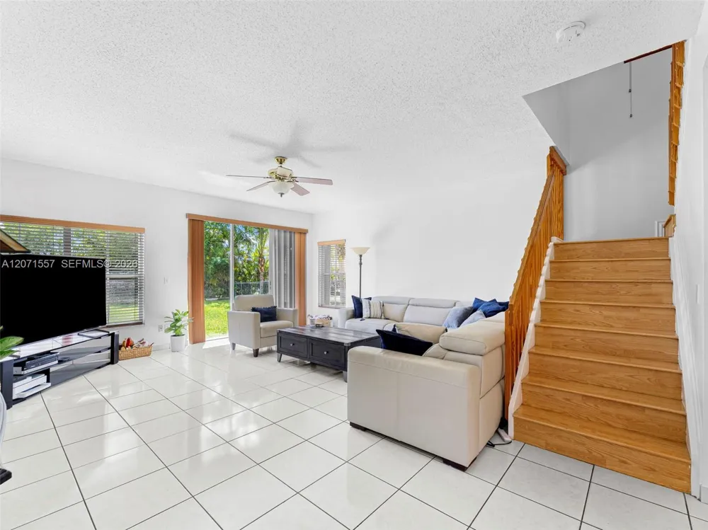 20714 NW 3rd St Pembroke Pines, FL 33029
