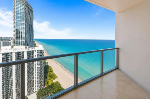 16699 Collins Ave #3604