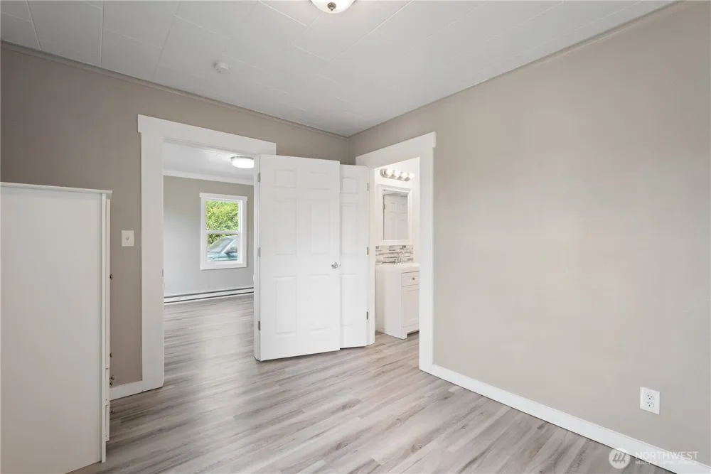 256 Beech Street Longview, WA 98632