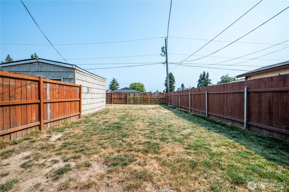 256 Beech Street Longview, WA 98632