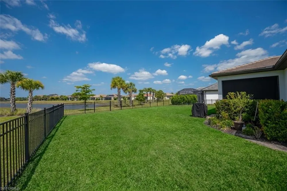 16241 Rosemallow Lane Alva, FL 33920