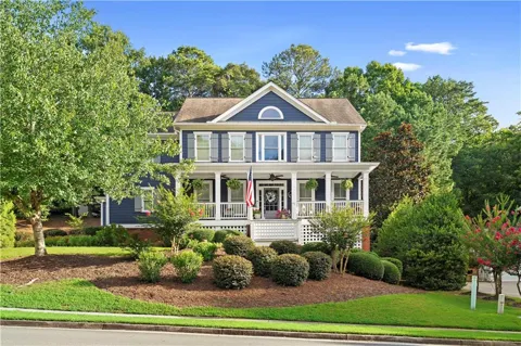 321 River Green Avenue