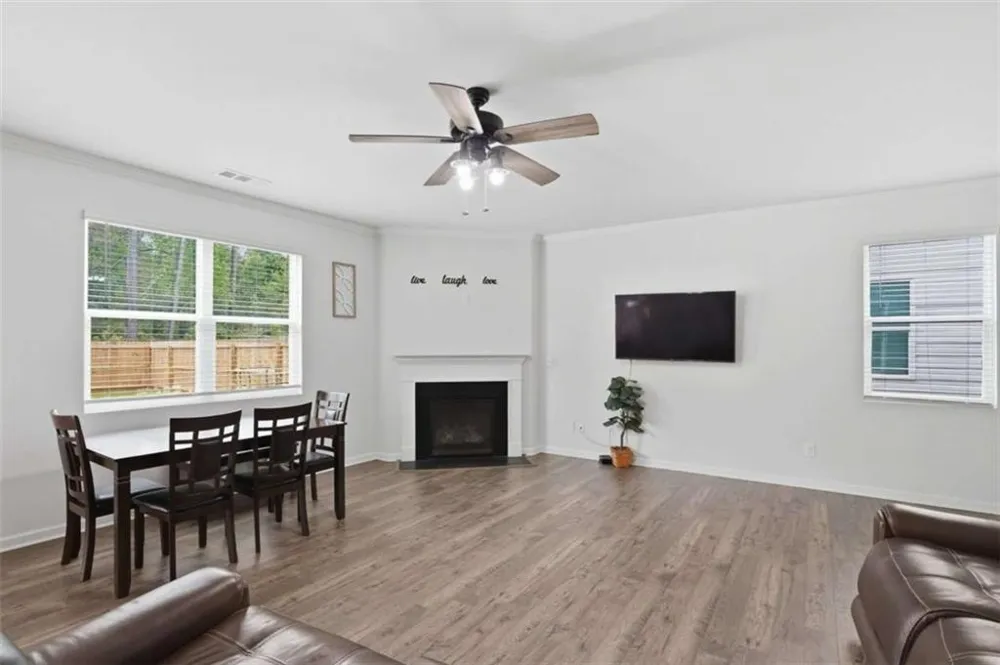 405 Quail Pass Dawsonville, GA 30534