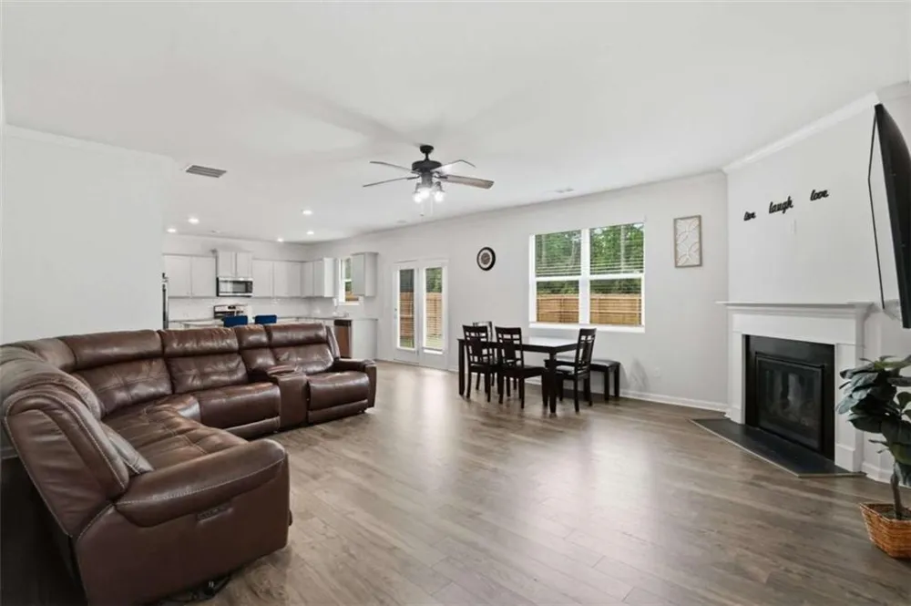 405 Quail Pass Dawsonville, GA 30534