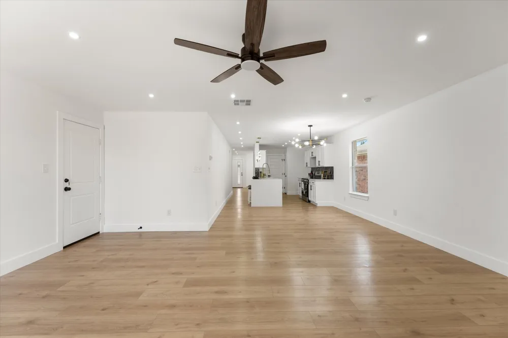 1941 Indian Lilac Drive Lancaster, TX 75146