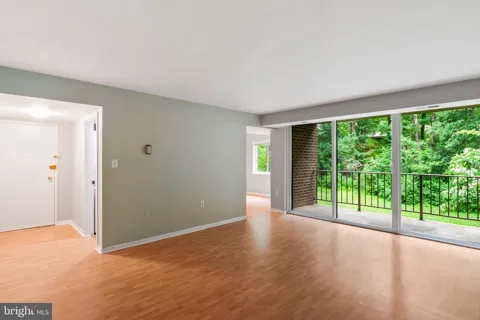 1422 NORTHGATE SQ SQUARE #12B