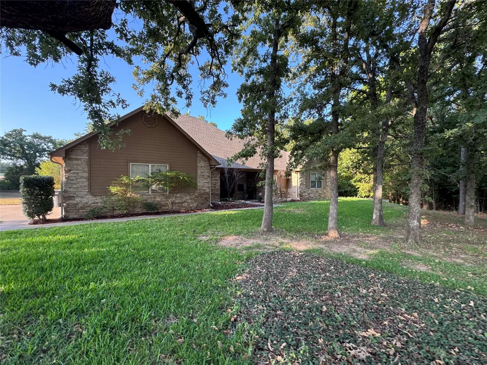 3 Turner Circle Burneyville, OK 73430