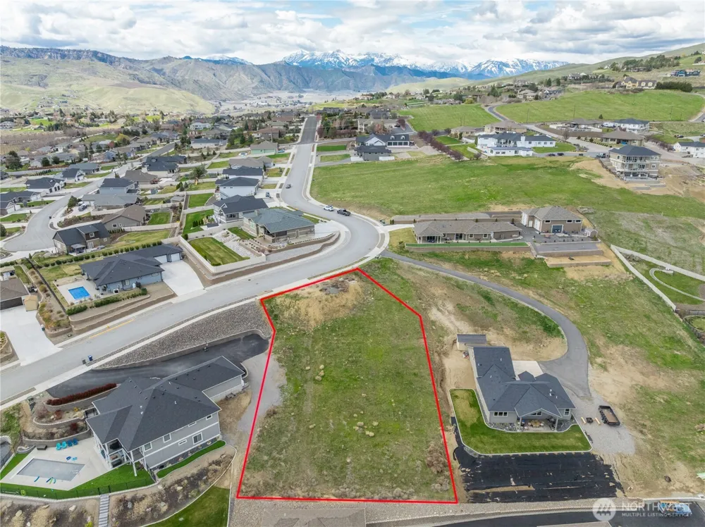870 Autumn Crest Drive Wenatchee, WA 98801