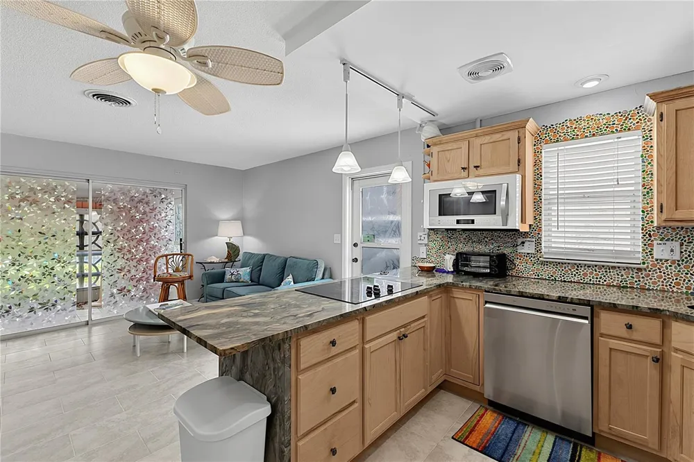 1205 TARPON CENTER DRIVE #B4 Venice, FL 34285