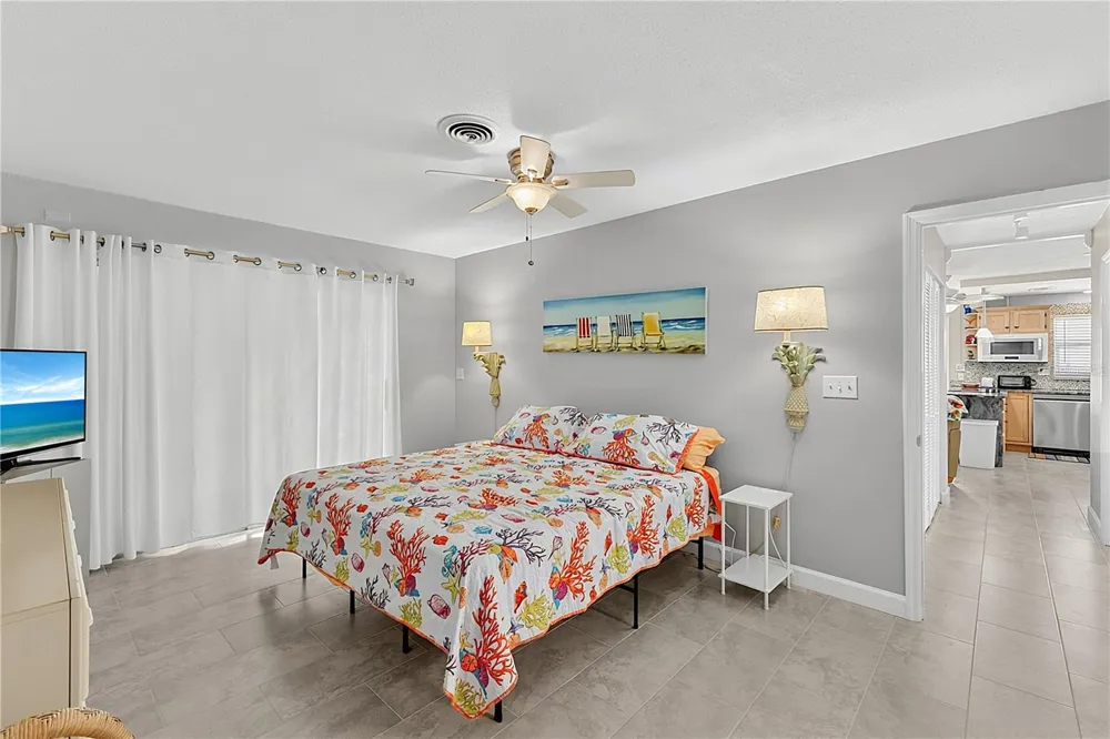 1205 TARPON CENTER DRIVE #B4 Venice, FL 34285