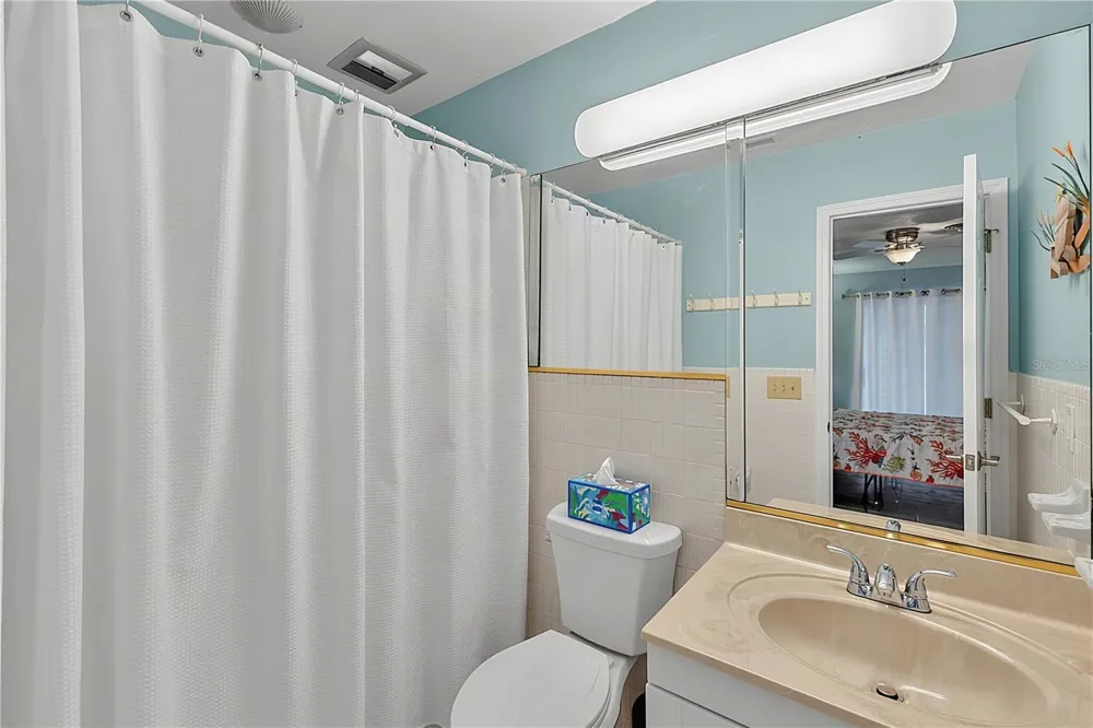 1205 TARPON CENTER DRIVE #B4 Venice, FL 34285