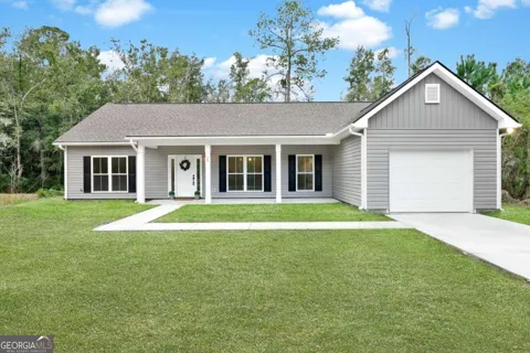 124 Creekwood CIR