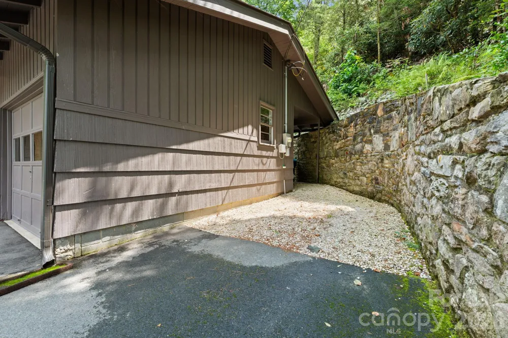 168 Mountain View Drive Blowing Rock, NC 28605