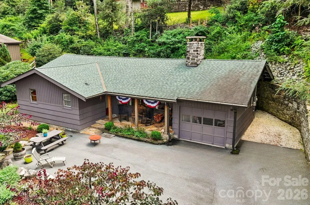 168 Mountain View Drive Blowing Rock, NC 28605