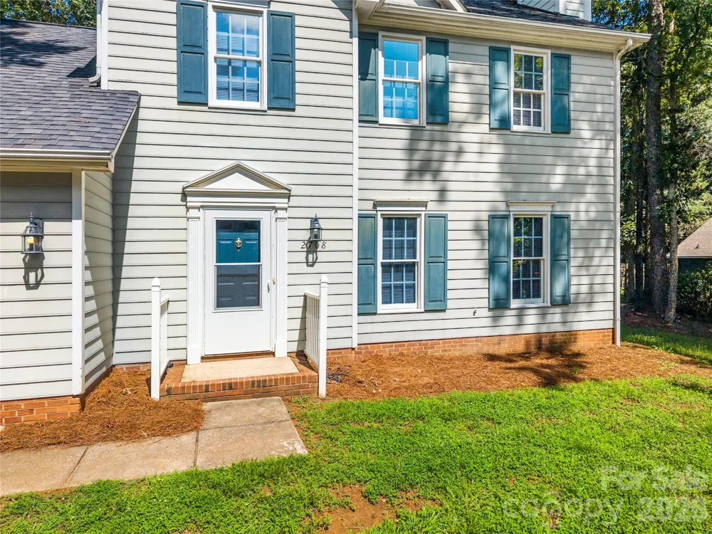 2708 Kirkholm Drive Matthews, NC 28105
