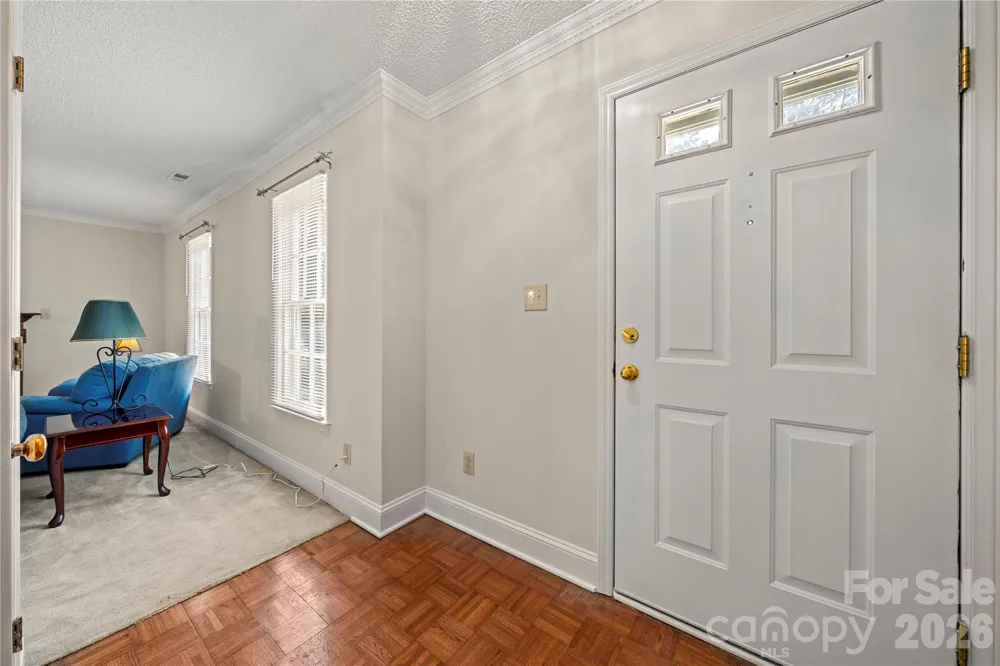 2708 Kirkholm Drive Matthews, NC 28105
