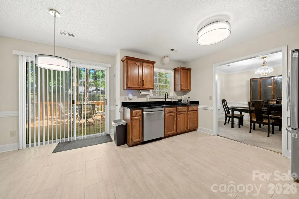 2708 Kirkholm Drive Matthews, NC 28105