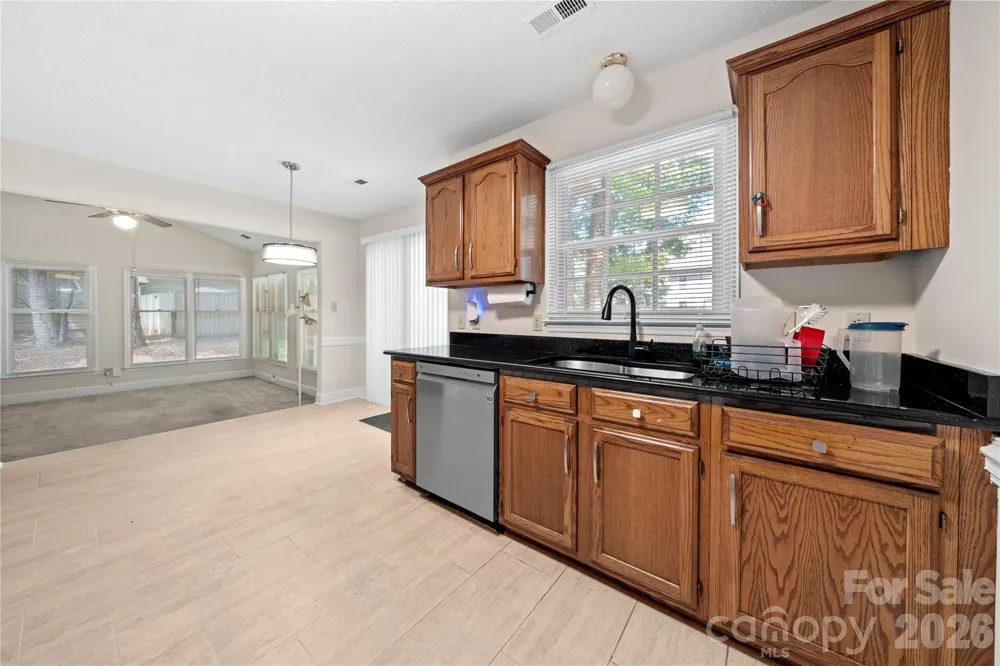 2708 Kirkholm Drive Matthews, NC 28105