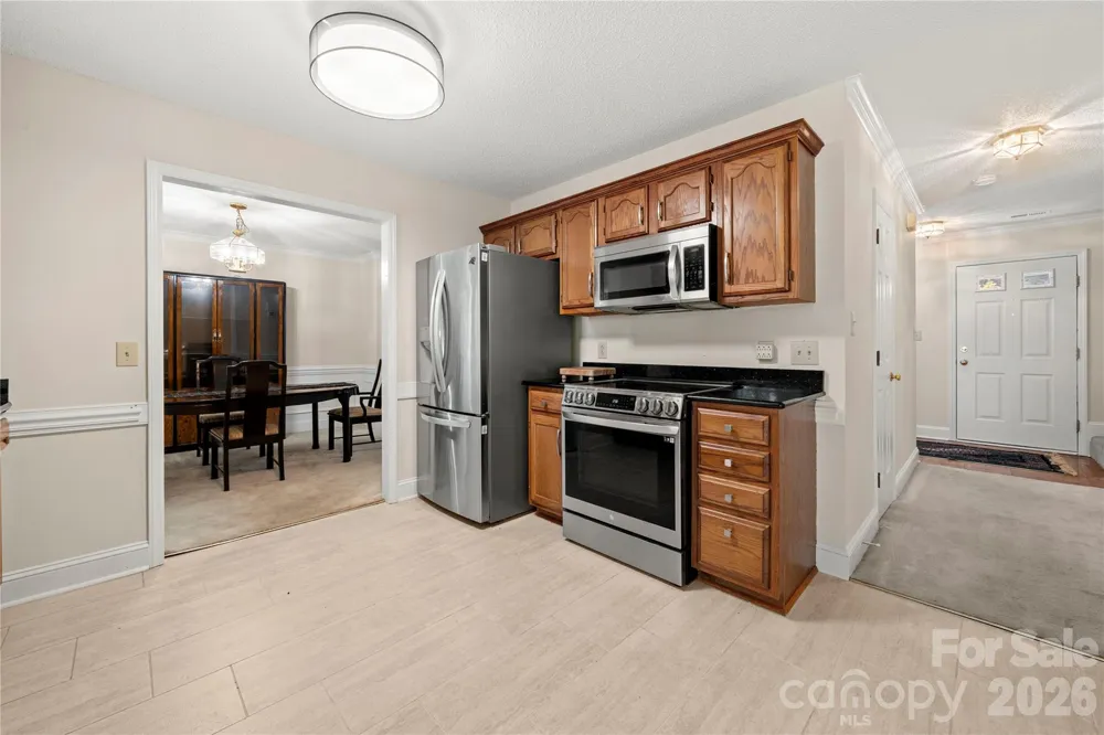 2708 Kirkholm Drive Matthews, NC 28105