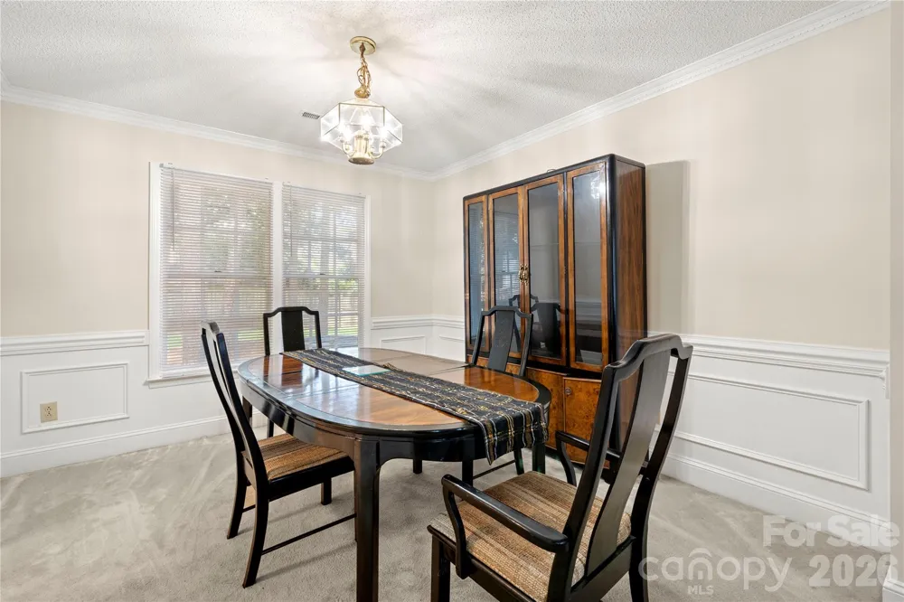 2708 Kirkholm Drive Matthews, NC 28105