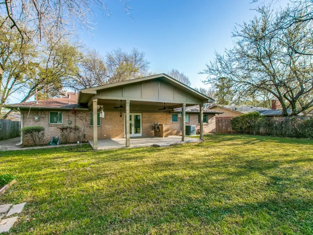 1315 Greenbriar Street Denton, TX 76201