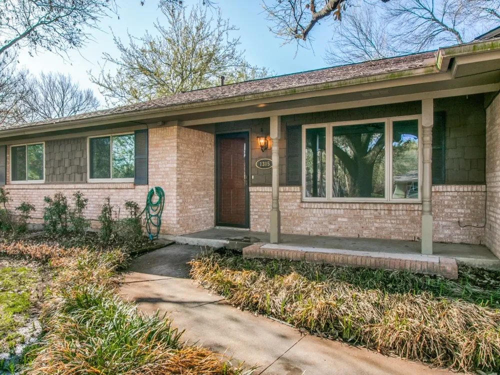 1315 Greenbriar Street Denton, TX 76201