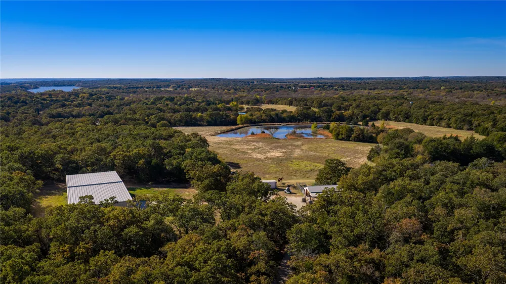1210 County Road 232 Collinsville, TX 76233