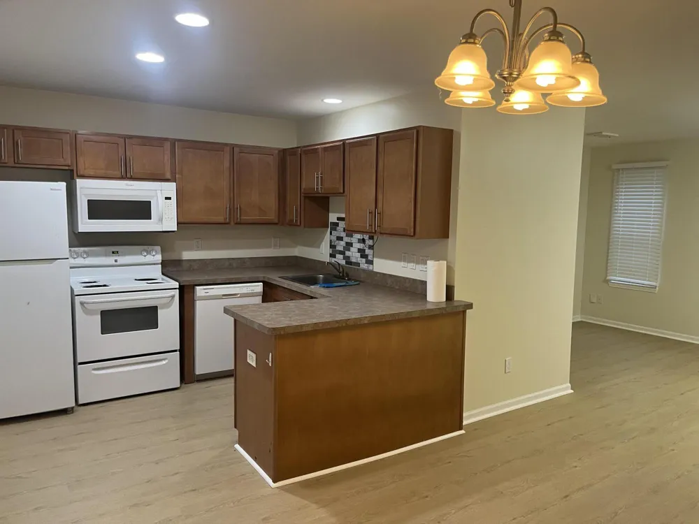 22741 Middlebelt Road Farmington Hills, MI 48336