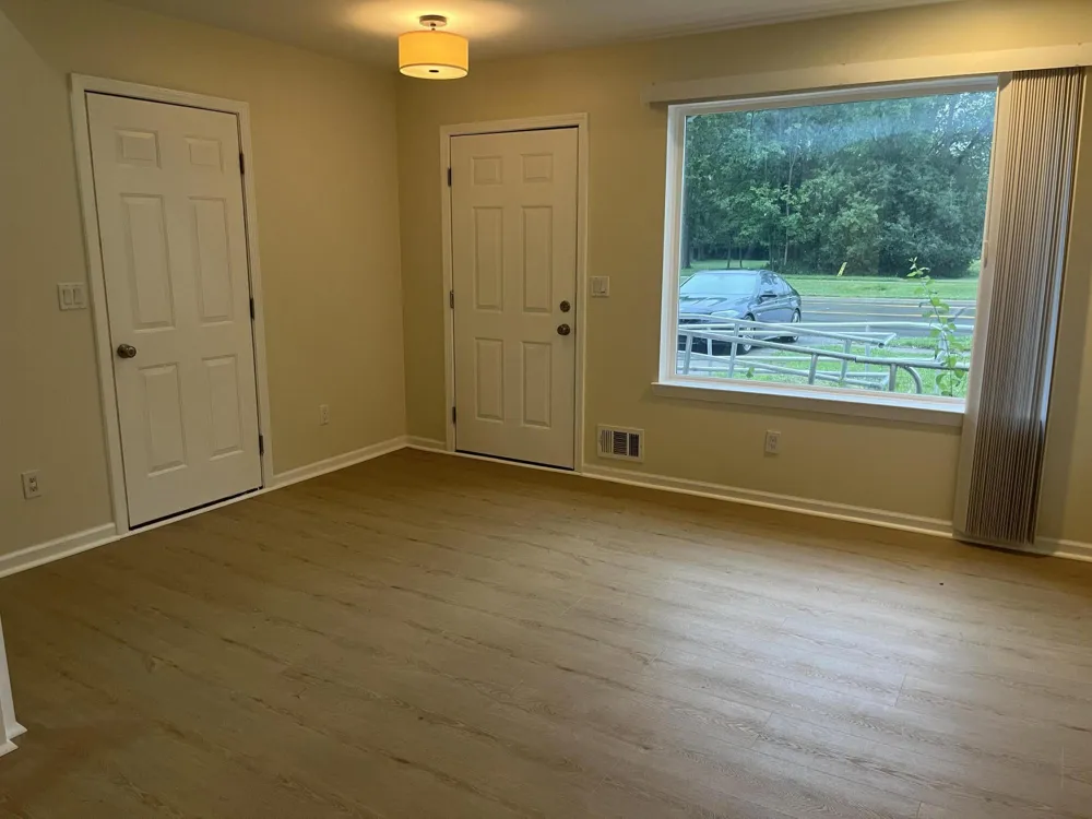 22741 Middlebelt Road Farmington Hills, MI 48336