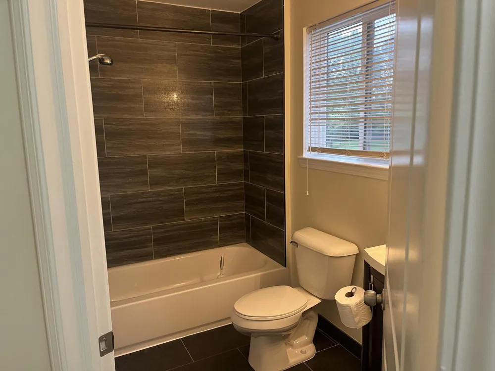 22741 Middlebelt Road Farmington Hills, MI 48336