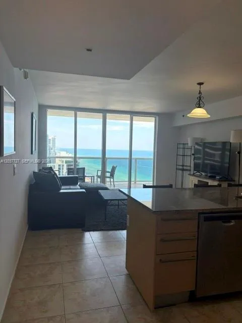 1830 S Ocean Dr #3112 Hallandale Beach, FL 33009