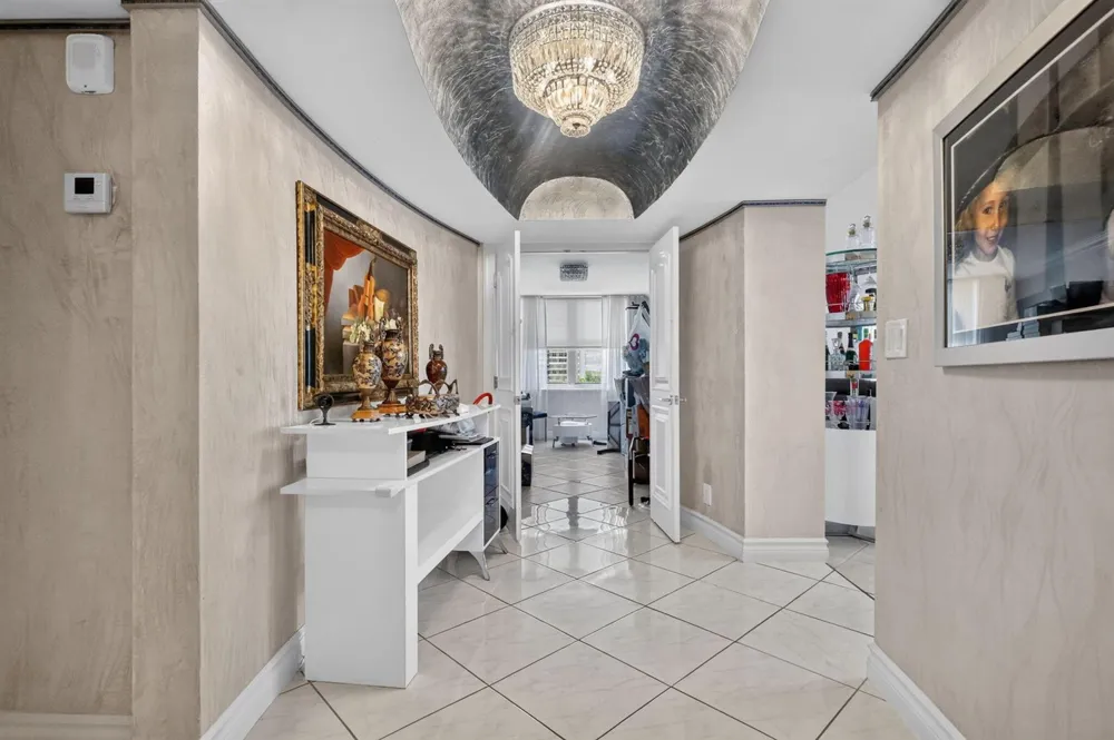 1920 S Ocean Drive #6A Hallandale Beach, FL 33009