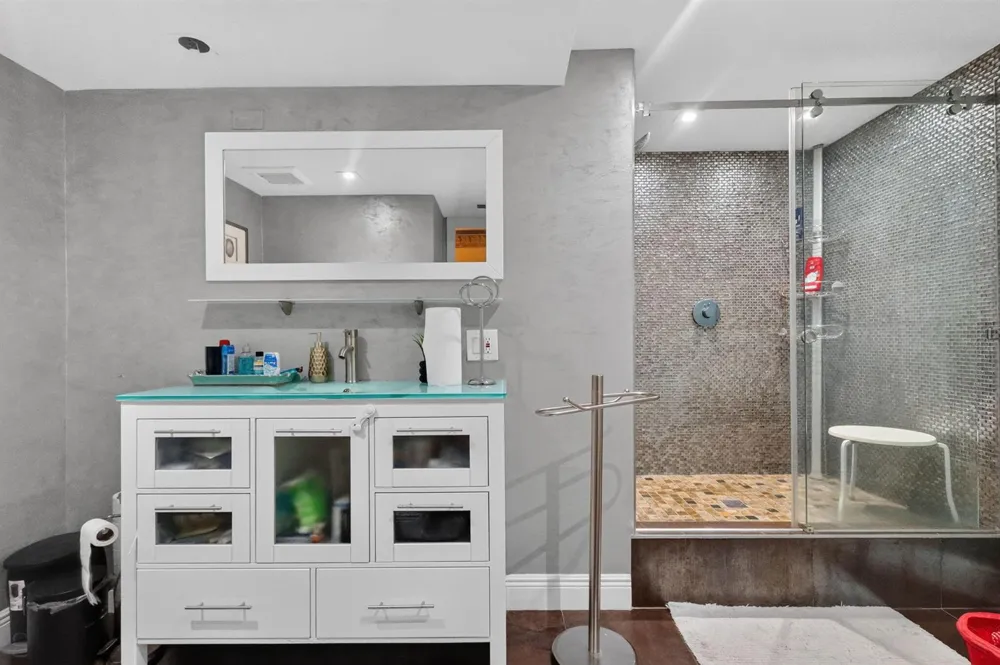 1920 S Ocean Drive #6A Hallandale Beach, FL 33009