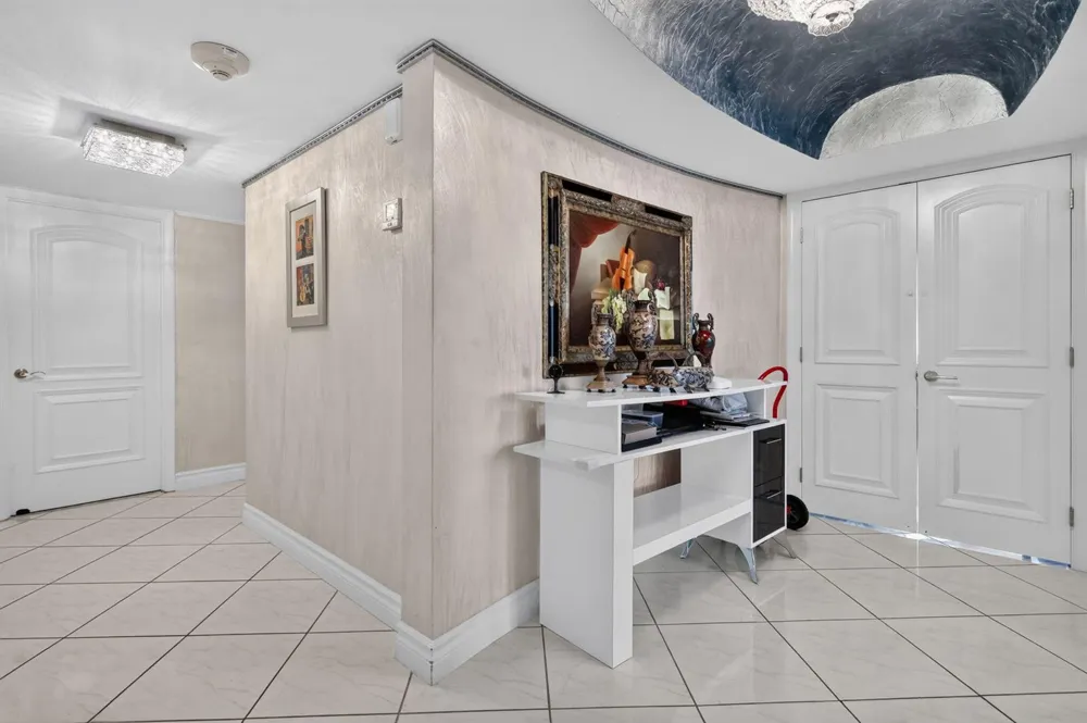 1920 S Ocean Drive #6A Hallandale Beach, FL 33009