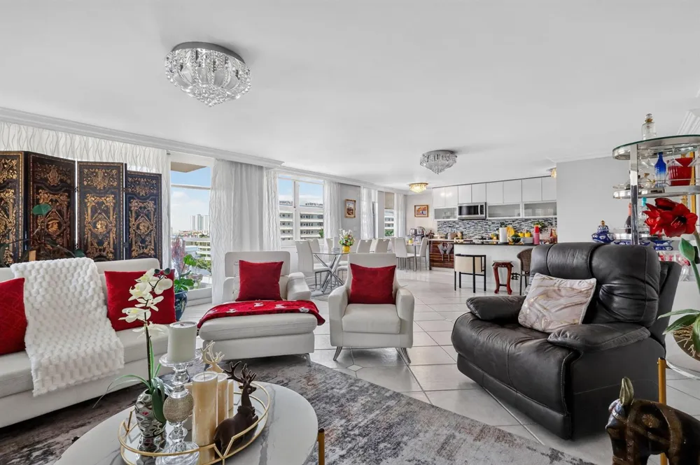 1920 S Ocean Drive #6A Hallandale Beach, FL 33009
