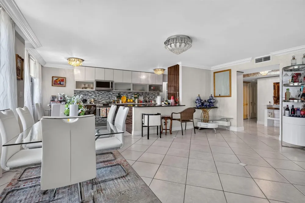 1920 S Ocean Drive #6A Hallandale Beach, FL 33009