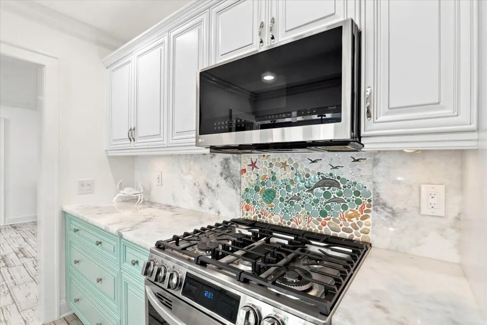 1736 NW 39th Street Oakland Park, FL 33309